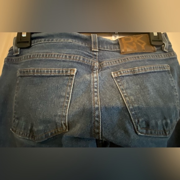 DNKY Sz-1R Previous Loved Good Condition Juniors Styled Skinny/LowCut/Flair - Picture 10 of 16